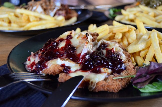 Kirchhof-Schnitzel